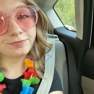 Meet your Posher, Evan